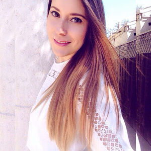 Meet your Posher, Adriana